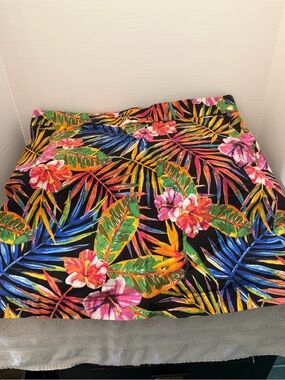 Tropical Floral Mini Skort Black with Multicolor Leaves